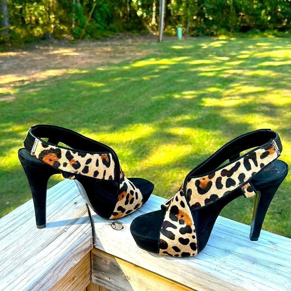 Diane Von Furstenberg Leopard Print Pony Hair Platform Heels – Size 8